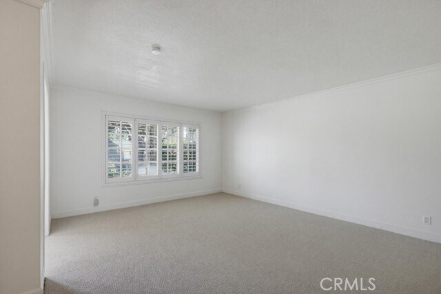Building Photo - 2705 E Jacaranda Ave