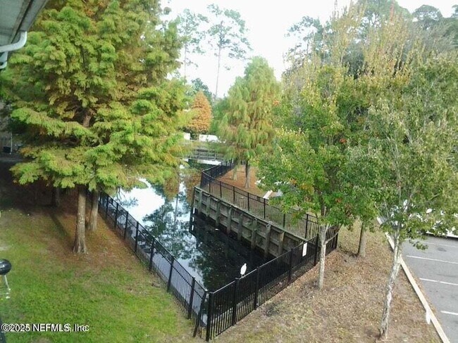 Building Photo - 1423 Manotak Point Dr