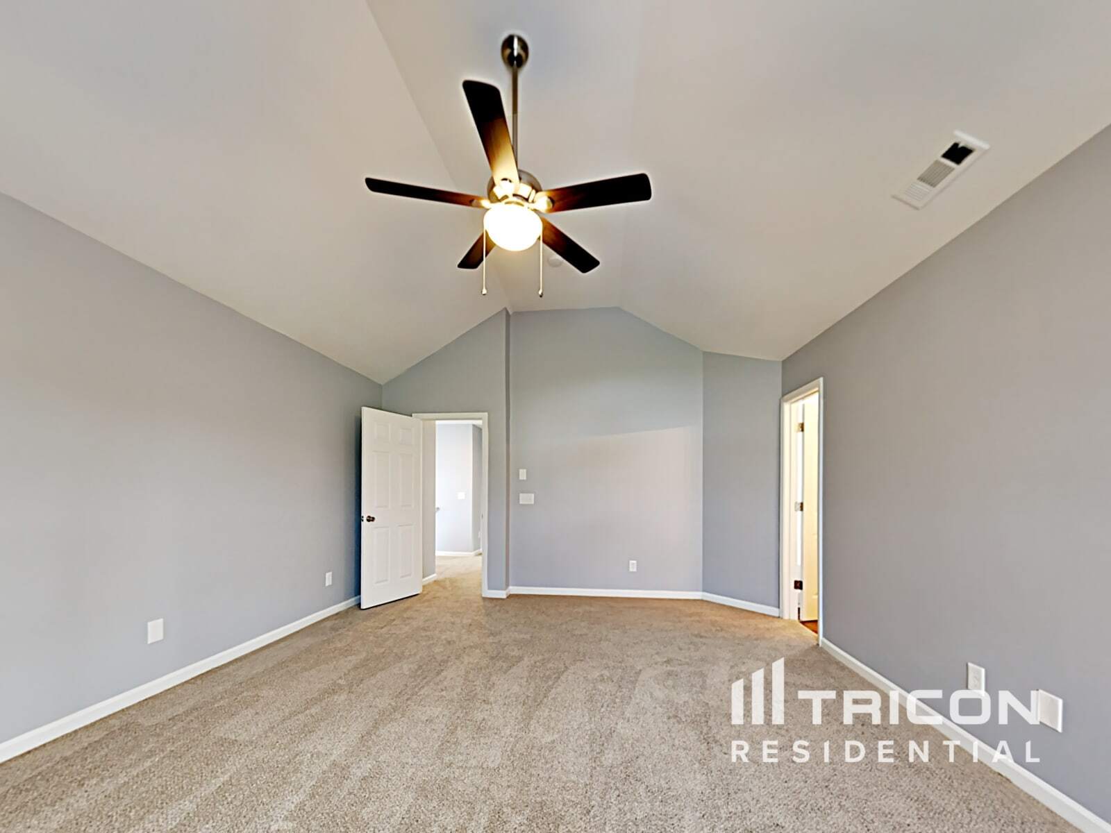 Building Photo - 1106 Delander Ln