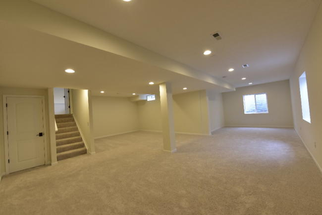 Building Photo - 4325 Harold Dr