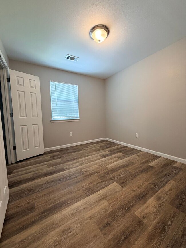 Building Photo - 67 Aloha Cir