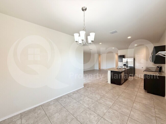 Building Photo - 4873 E Living Stone Way