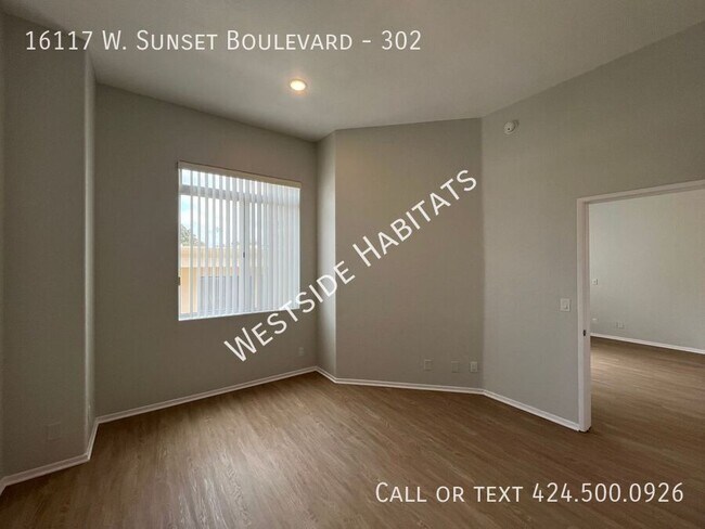 Building Photo - 16117 W Sunset Blvd
