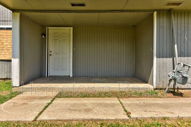 Building Photo - 310 NW 118th St