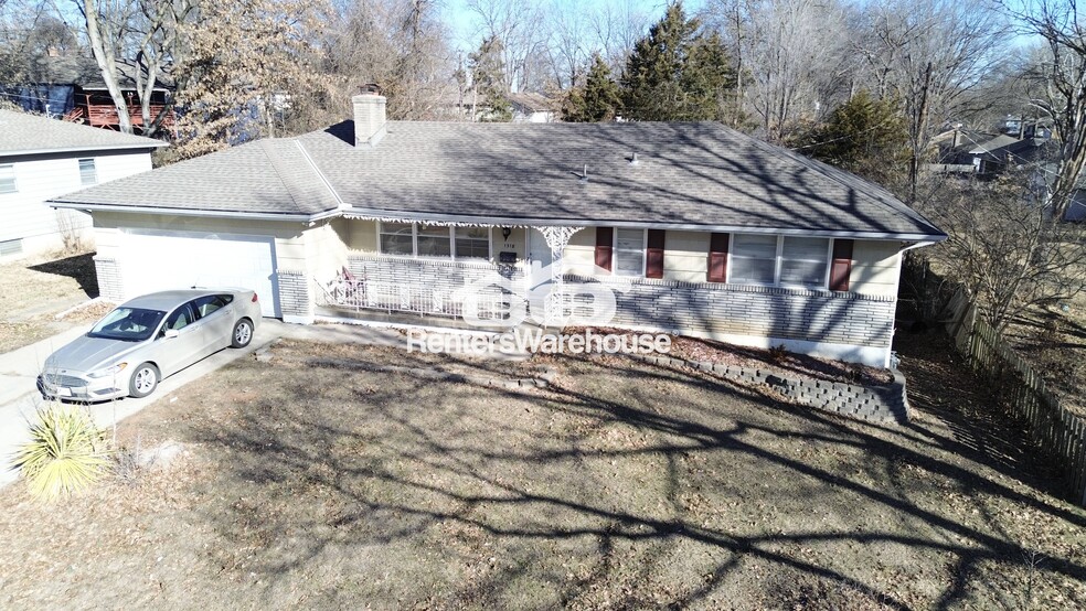 Building Photo - 1318 E 100 Terrace