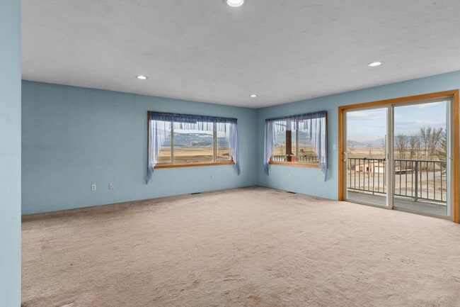 Building Photo - 2829 Cottonwood Creek Rd