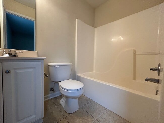 Building Photo - PRE-LEASING FOR FALL 2026!