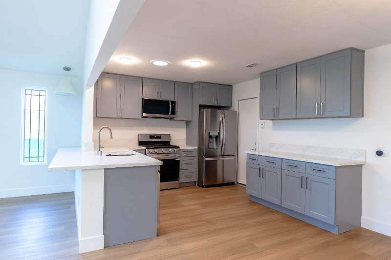 Building Photo - 10766 Parkdale Ave