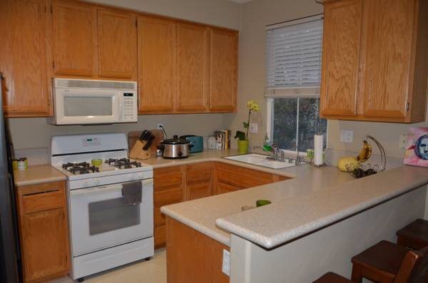 Building Photo - 6049 Paseo Salinero