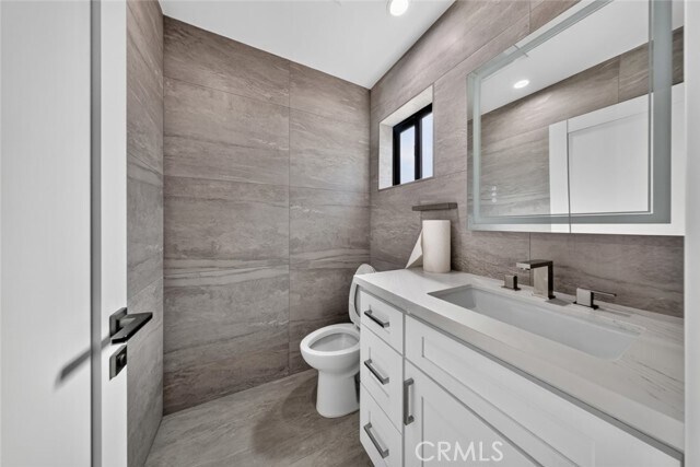 Building Photo - 12943 W Kilikia Dr