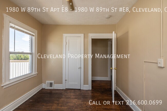 Building Photo - 1980 W 89th St