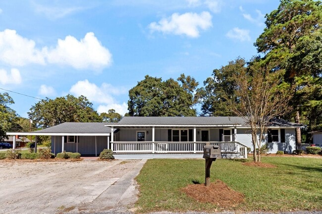 Building Photo - 1106 Bullard St