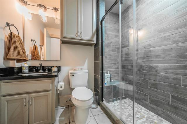 Building Photo - 3911 Gilbert Ave