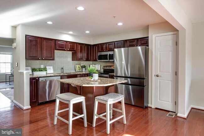 Building Photo - 7217 Maidstone Pl