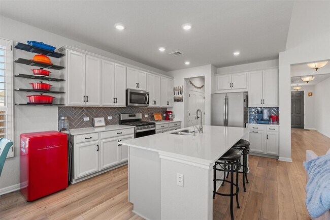 Building Photo - 13104 Cerro Castellan Trace
