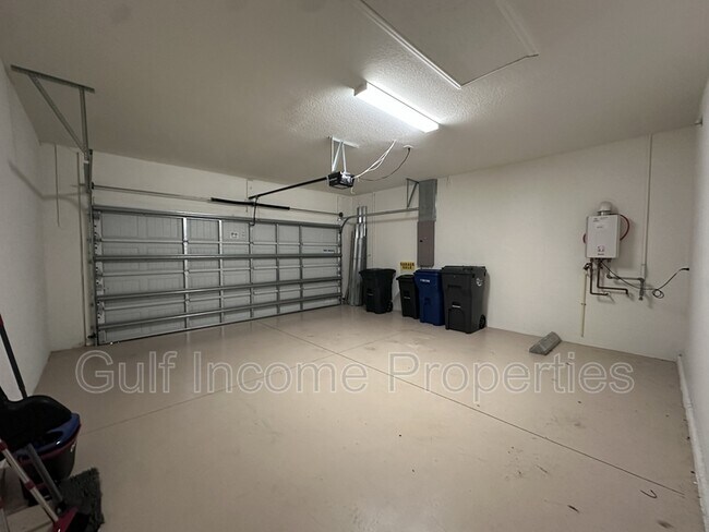 Building Photo - 17218 Blue Rdg Pl