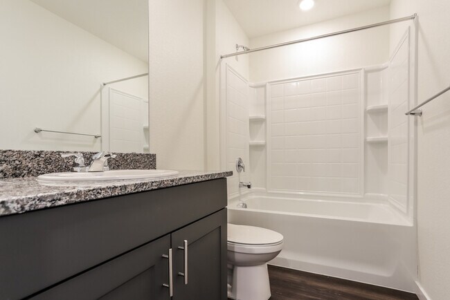 Building Photo - 13451 Oneida Ln