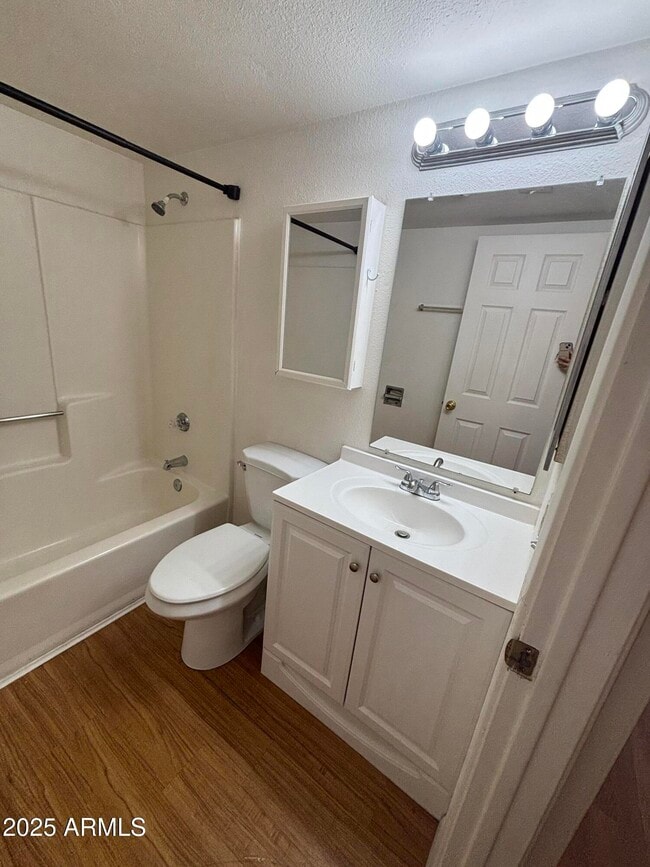 Building Photo - 1200 Lanny Ave