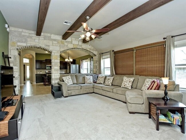 Building Photo - 510 Cameron Cove