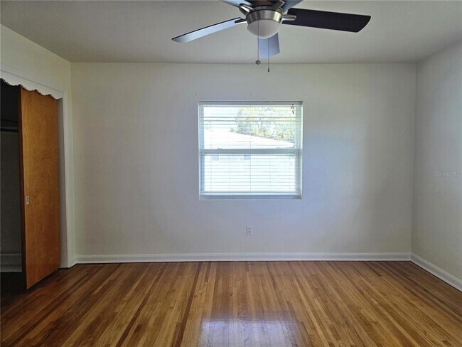 Building Photo - 1369 Whitacre Dr