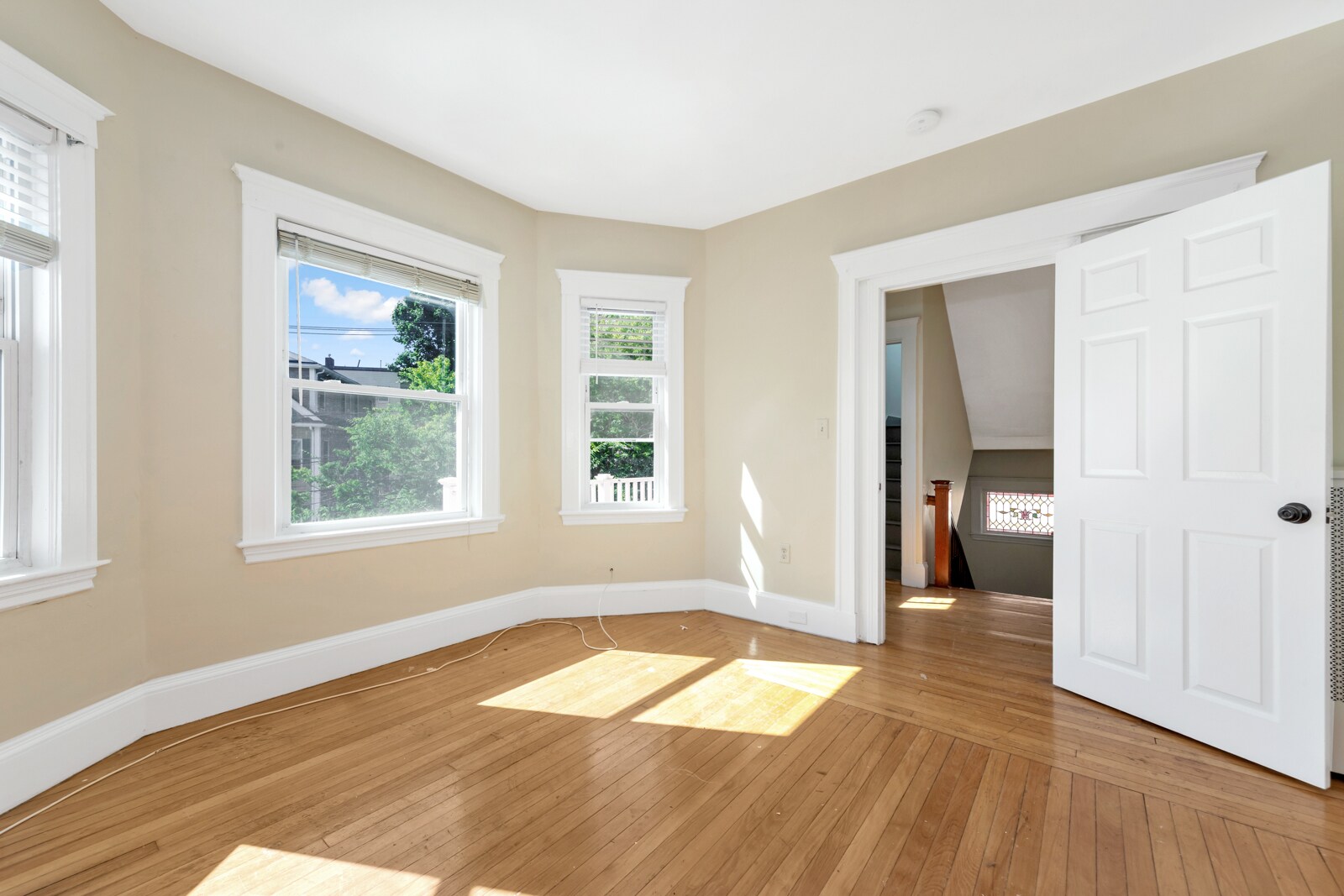 Building Photo - 31 Champney St