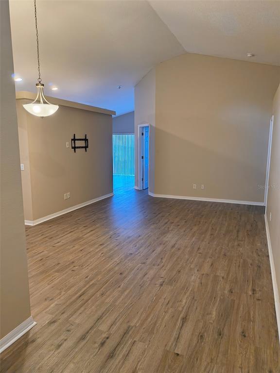 Building Photo - 171 Pine Cone Dr