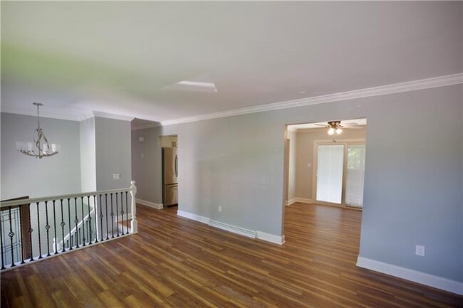 Building Photo - 906 Arch Ave