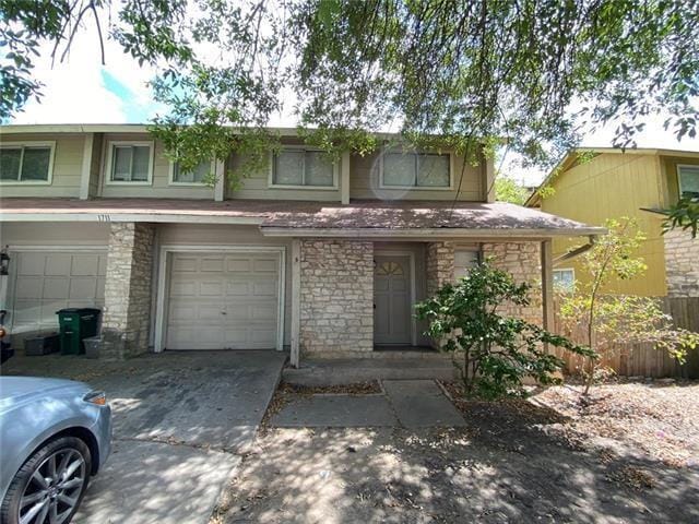 Building Photo - 1711 Burton Dr