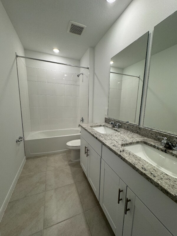 Building Photo - 2955 Sunstar Dr