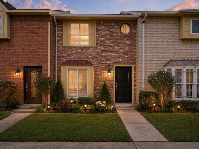 Building Photo - 15372 Chipman Ln.
