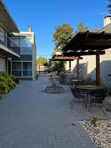 Building Photo - 4020 Rawlins St