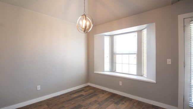 Building Photo - 21925 Homesteaders Rd