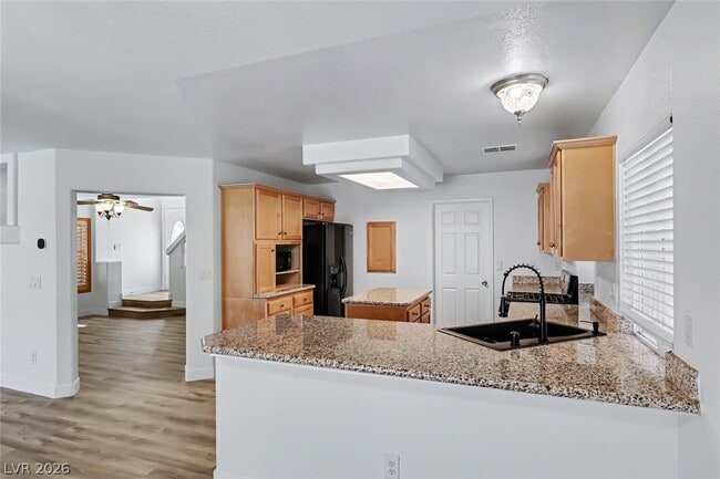 Building Photo - 7553 Treasure Chest St