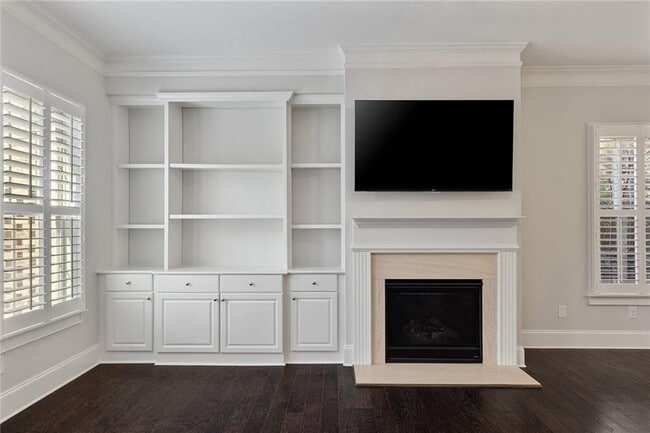 Building Photo - 2836 Broughton Ln SE