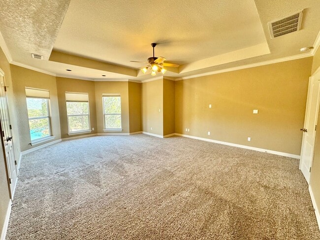 Building Photo - **APPLICATION RECEIVED** *COMING SOON* Luxurious 2-Story Home in Gated Stone Oak Community – Pool...