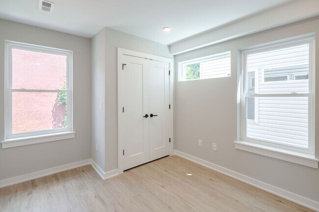 Building Photo - 1717 N 25th St