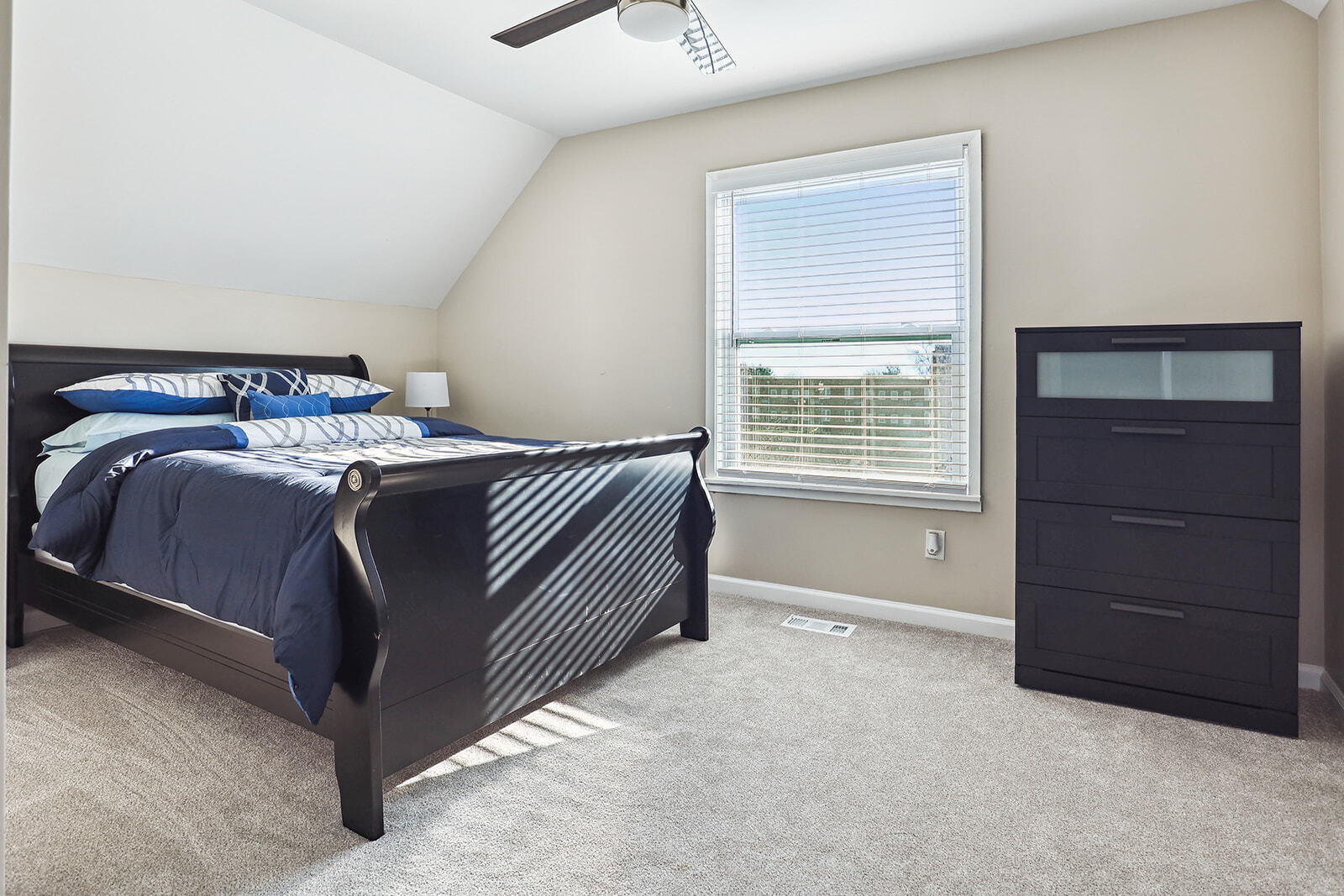 Building Photo - 5641 Cates Ave