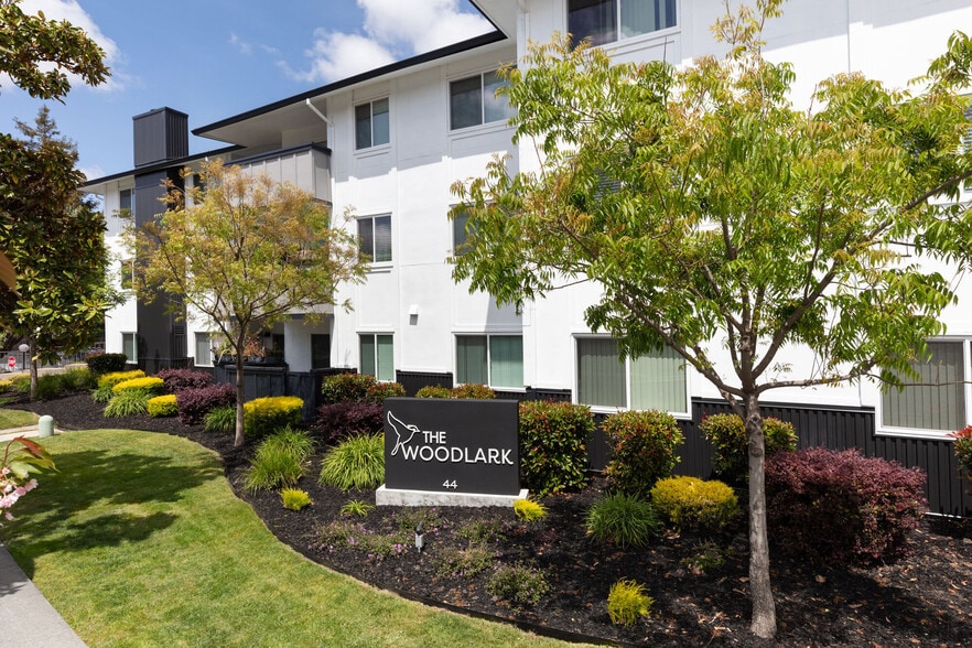 Building Photo - Woodlark