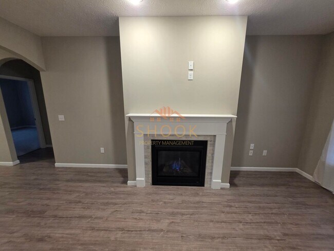 Building Photo - Absolute STUNNER on Lafayette's Desirable South Side