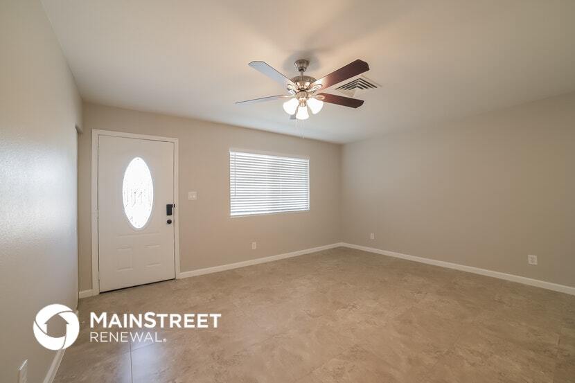 Building Photo - 7223 W Mercer Ln