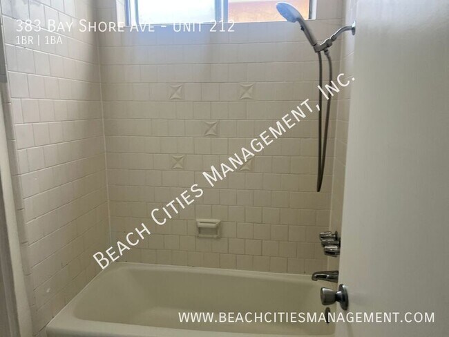 Building Photo - 383 Bay Shore Ave