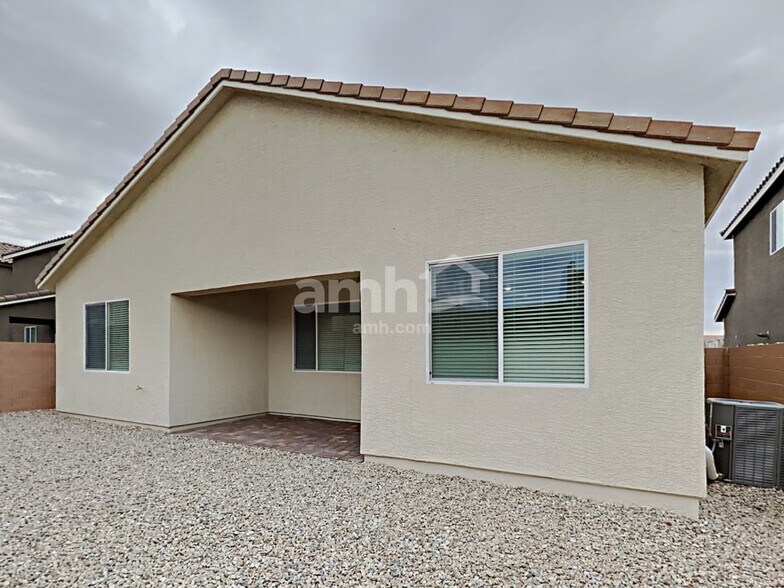Building Photo - 5615 Lighting Hope Ct
