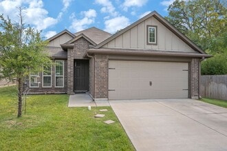 Building Photo - 3700 Mckenzie St