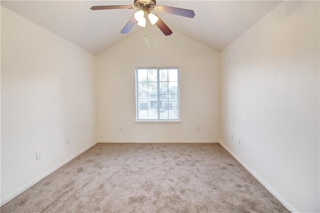 Building Photo - 767 W Sandy Beach Ln