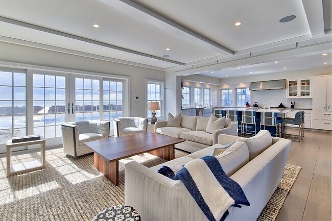 Building Photo - 30 Madequecham Valley Rd