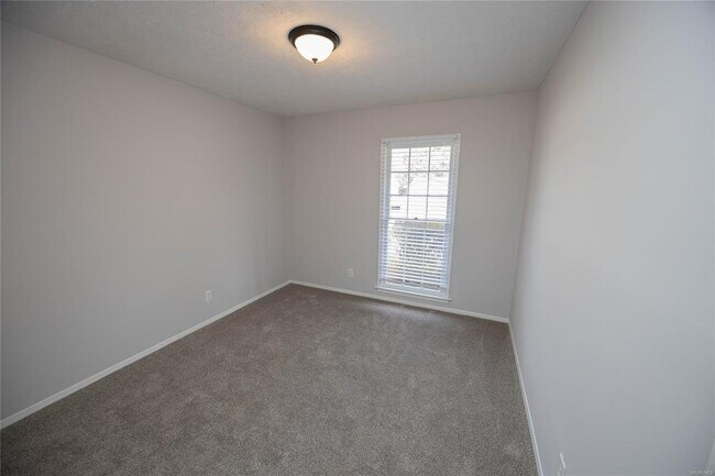 Building Photo - 753 Mary Ethel Dr