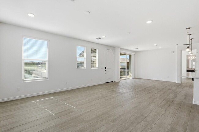 Building Photo - 5100 E Rancho Paloma Dr