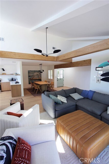 Building Photo - 1914 Pelican Ave