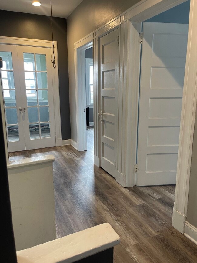 Building Photo - 125 Marsellus Pl