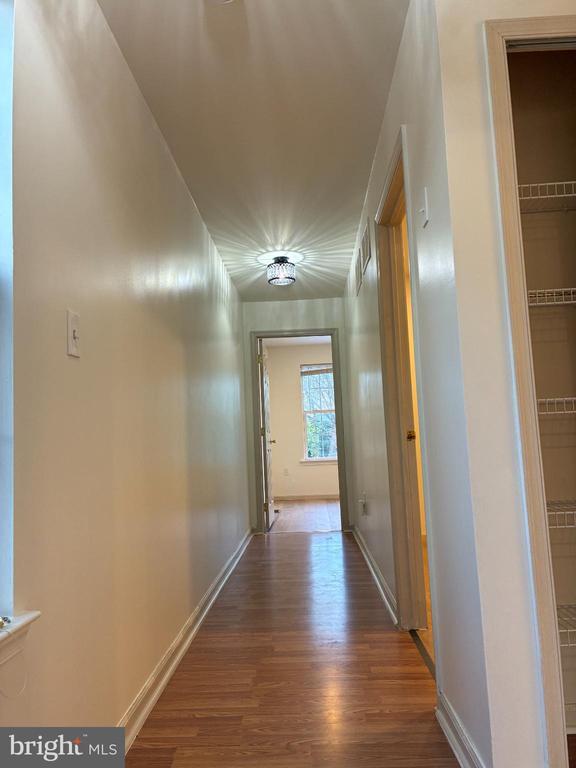 Building Photo - 46 Reading Ave